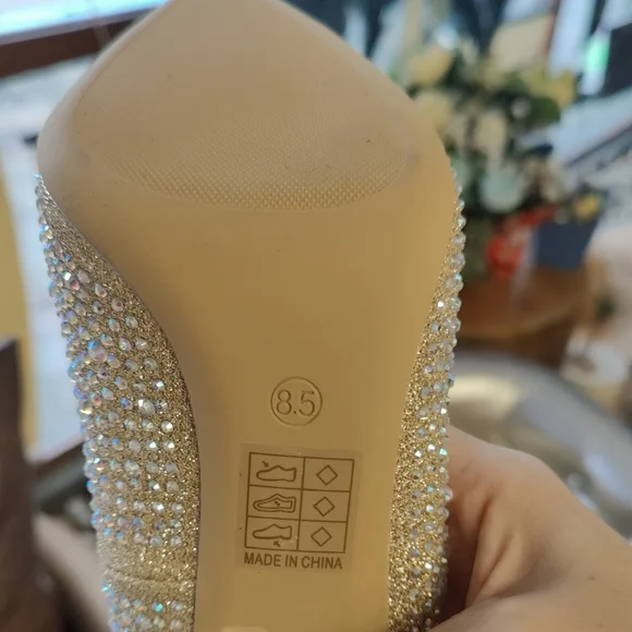 Crystal Embellished Ivory Pointed-Toe Stiletto Pumps - Picture 6 of 9